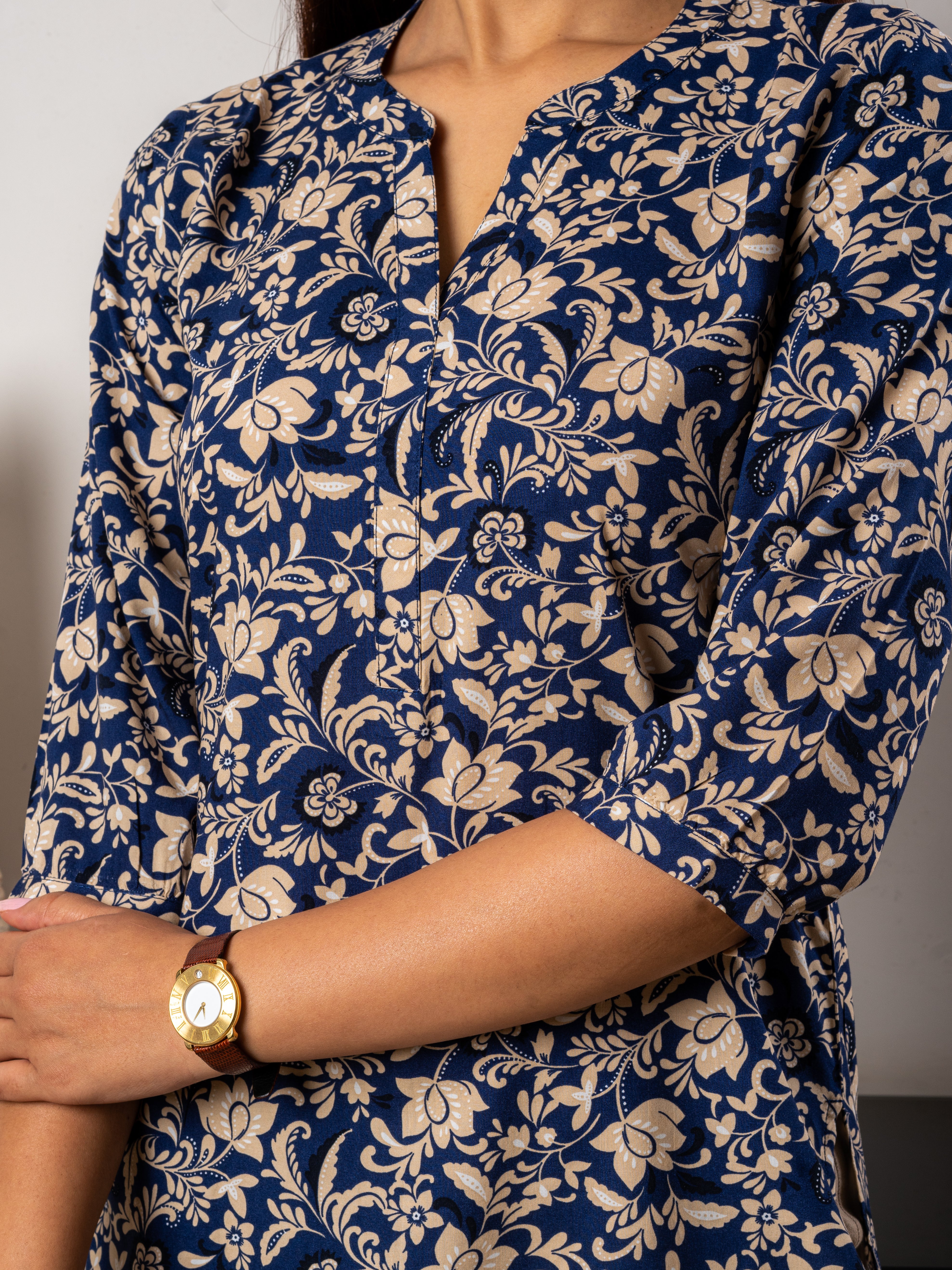 Women's Tunic in Navy & Cream Floral Print - Close up