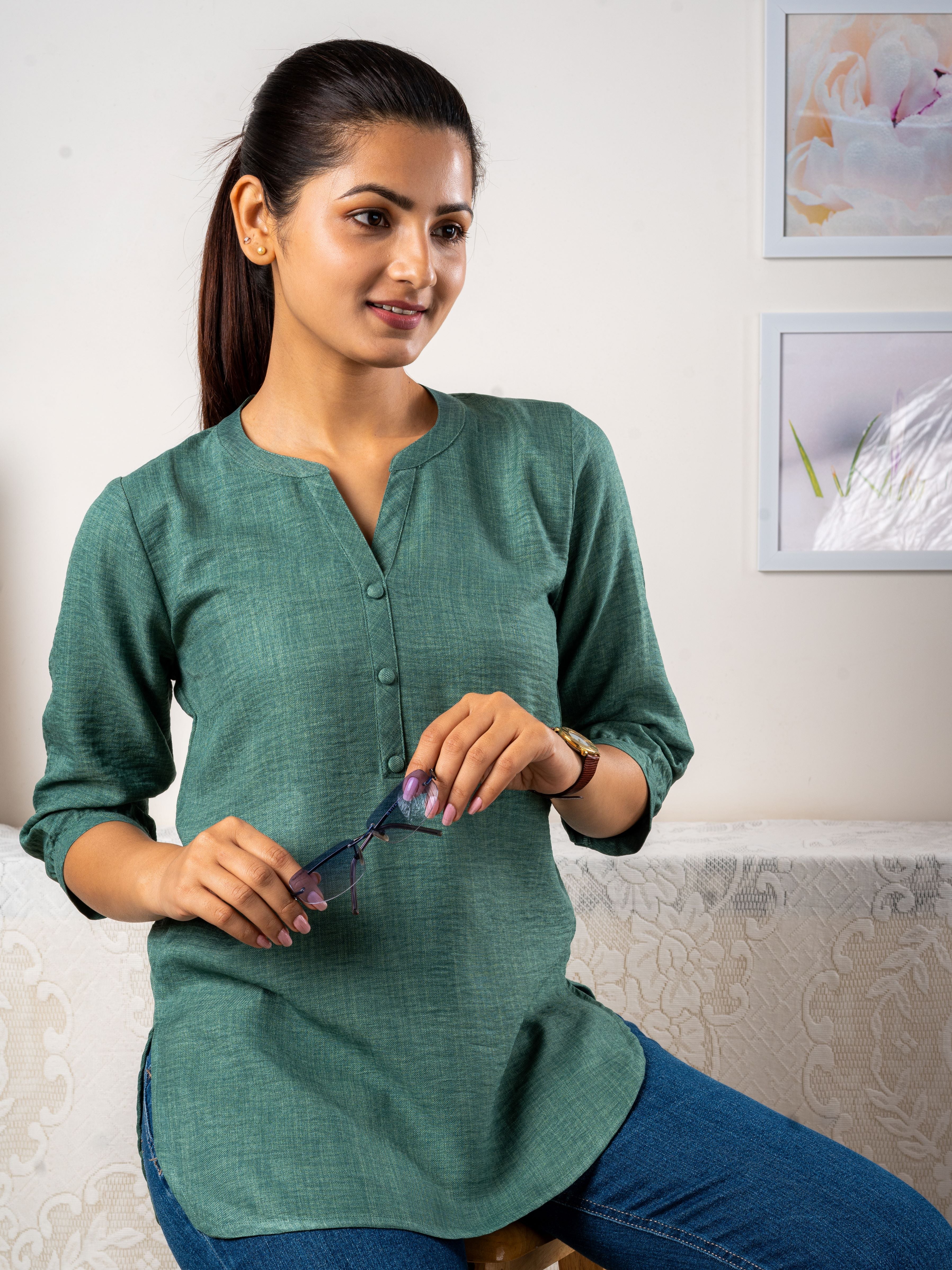 Women's Green Tunic - Sitting