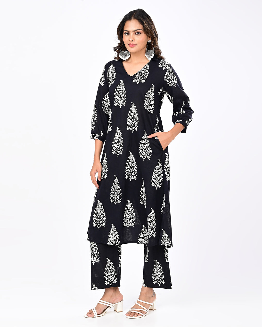 Noir Leaf Kurta Set