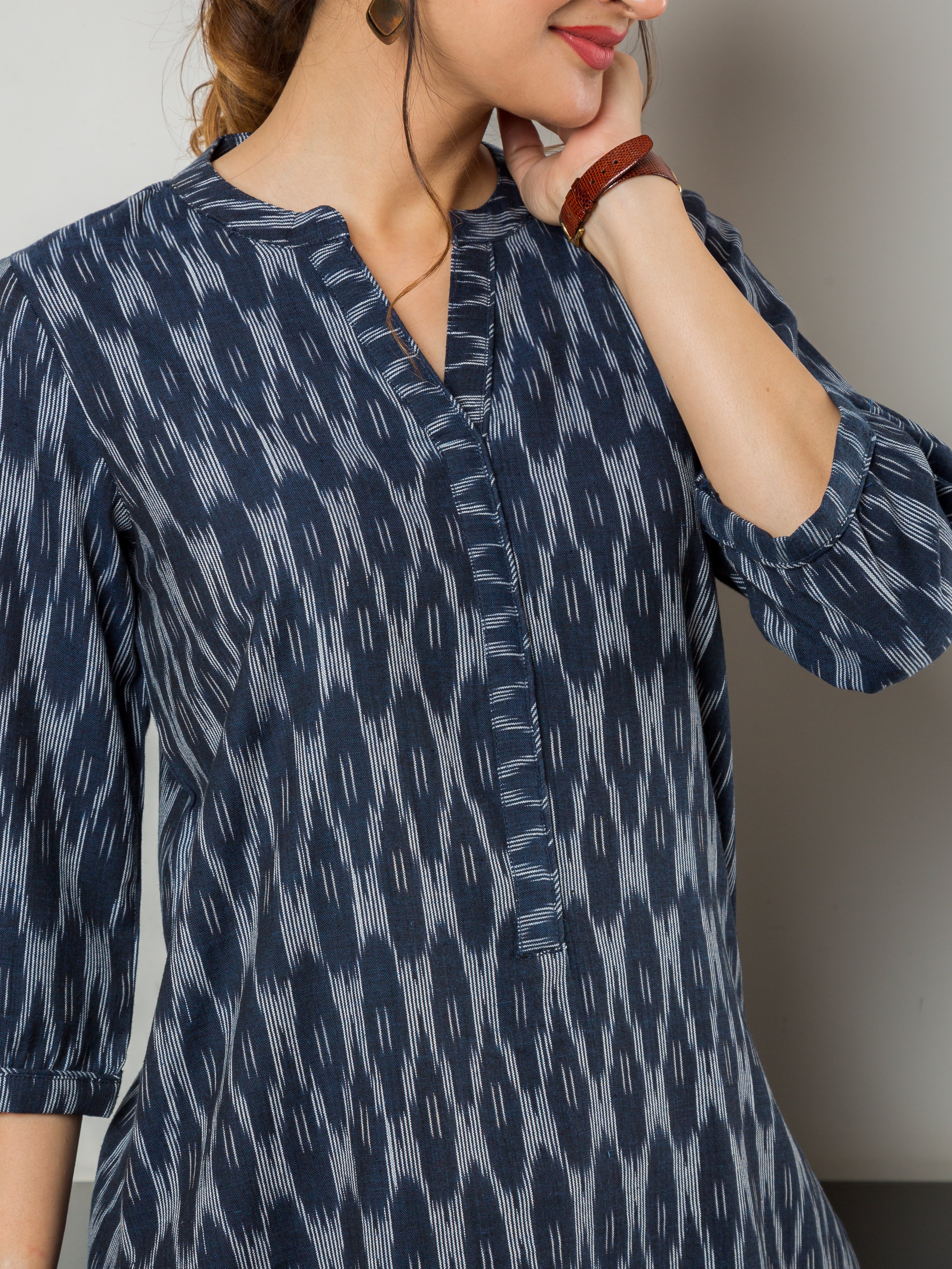 Women's Long Tunic in Blue and White Ikkat - Close up 2